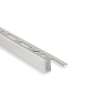 Kakellist rak alu. silvereloxerad matt 4,5mm 3m – produktbild